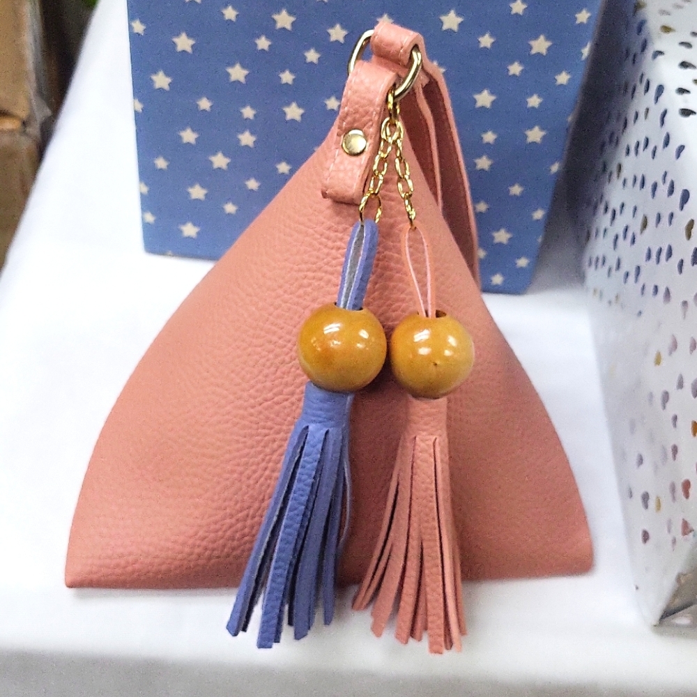Triangle 🔺️ Pyramid Wristlet Bag